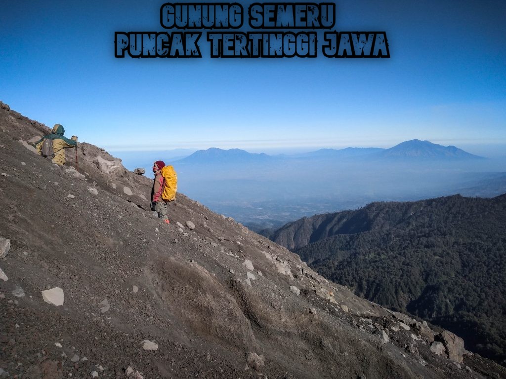 Gunung Semeru: Mahkota Jawa Yang Menyentuh Langit