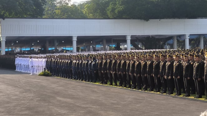 Prabowo Lantik 2.000 Perwira TNI-Polri di Istana Merdeka