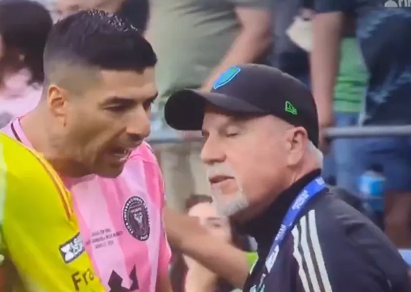 Luis Suarez Dihukum Usai Meludahi Staf Pelatih Sounders