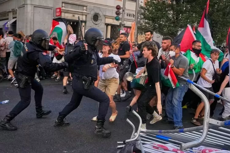 Demontrasi Pro-Palestina, Ganggu Laga Final Vuelta Madrid Tertunda