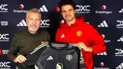 Senne Lammens Resmi Jadi Kiper Baru Manchester United