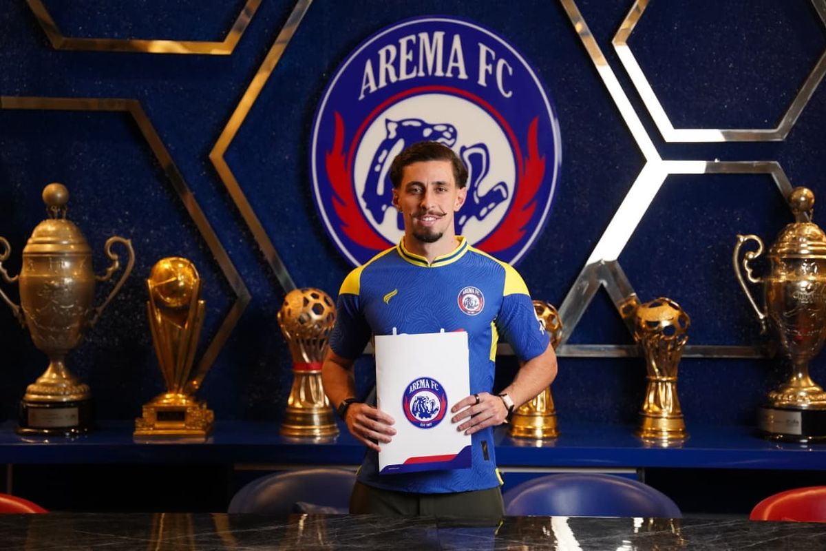 Gustavo Franca Dipinjam Arema FC, Persija Lepas Sementara
