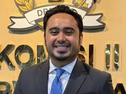 Imbas Konflik Timur Tengah, Golkar Usul Kebijakan WFH di Tiga Provinsi